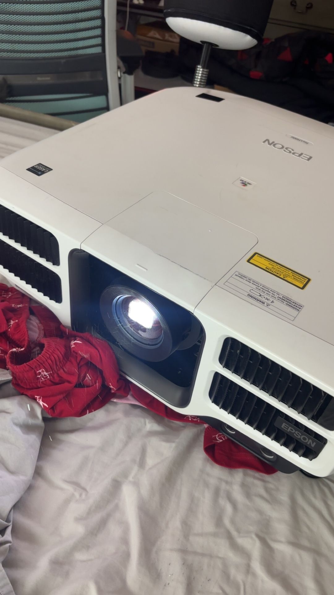 Epson Pro L1100U Laser Projectors with 4K Enhancement