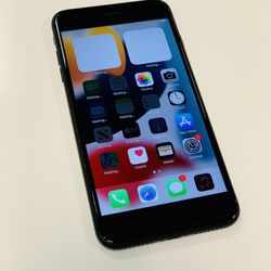 IPhone 7  Plus 128GB Fully unlocked 