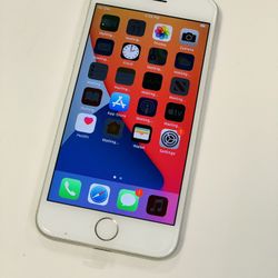 IPhone 8 64GB Fully unlocked 