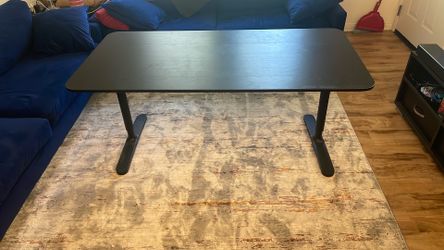 IKEA BEKANT DESK 63”x31.5”
