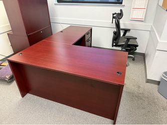 L SHAPED DESK