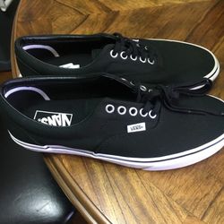 Tenis Nuevos Size 8.5 De Hombre Marca Vans New Never Used