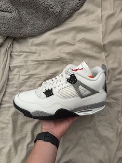 Jordan 4 White Cement