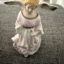 Vintage Porcelain Angel With Mandolin Music Box 