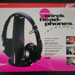 **NIB** WIRELESS HEADPHONES Infrared 