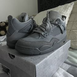 Air Jordan 4 Retro SE 