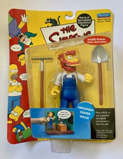 The Simpsons 2001 Playmates Series 4 GROUNDSKEEPER WILLIE Figure MOC