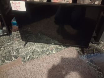 32 inch LG smart tv with remote