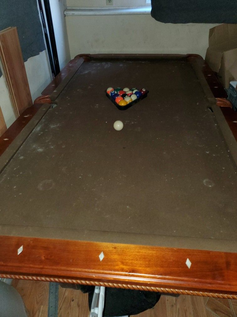Pool Table With 3 Cue Sticks
