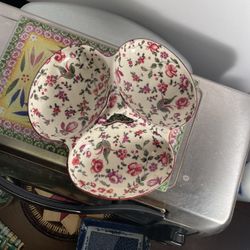 Vintage Czechoslovak-Slovakia Floral 3 Part Relish Or Candy Dish