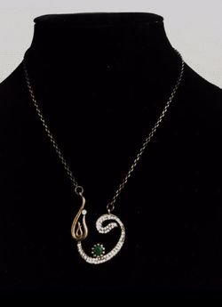 Elegant Brass Metal Necklace with Bollywood Pendant