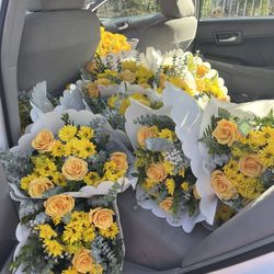Flores Amarillas Disponibles  