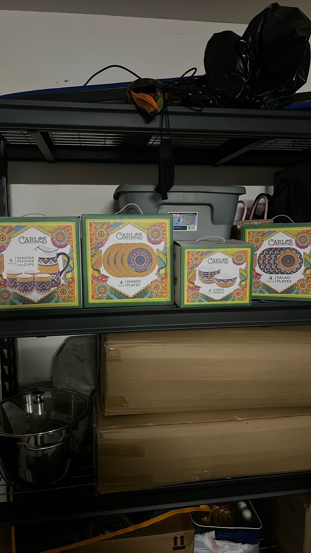 Carlos Santa Dinnerware Set Of 4