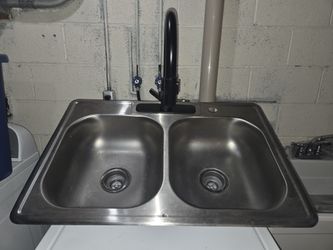 Dayton Steel Sink With Glacier Bay Black One Handed  Spray Faucet 