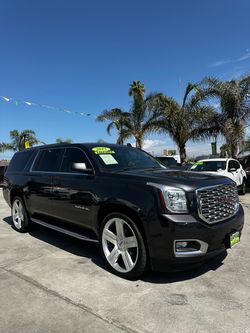 2015 GMC Yukon XL Luxury SUV