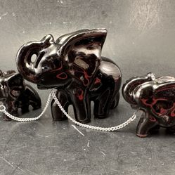 Vintage Glossy Black Ceramic  Elephant Mother & 2 Babies Figurines Connected By Silver Chain 