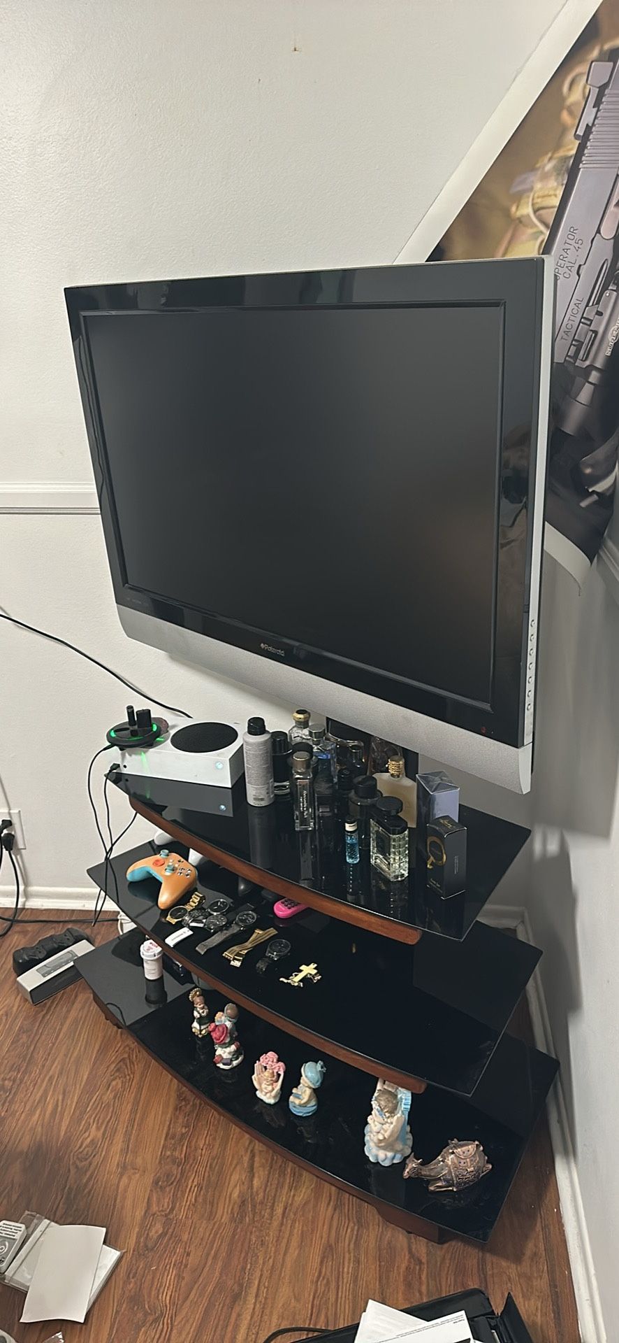 Like New Table And Tv