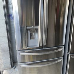 Lg Refrigerator 4 Door