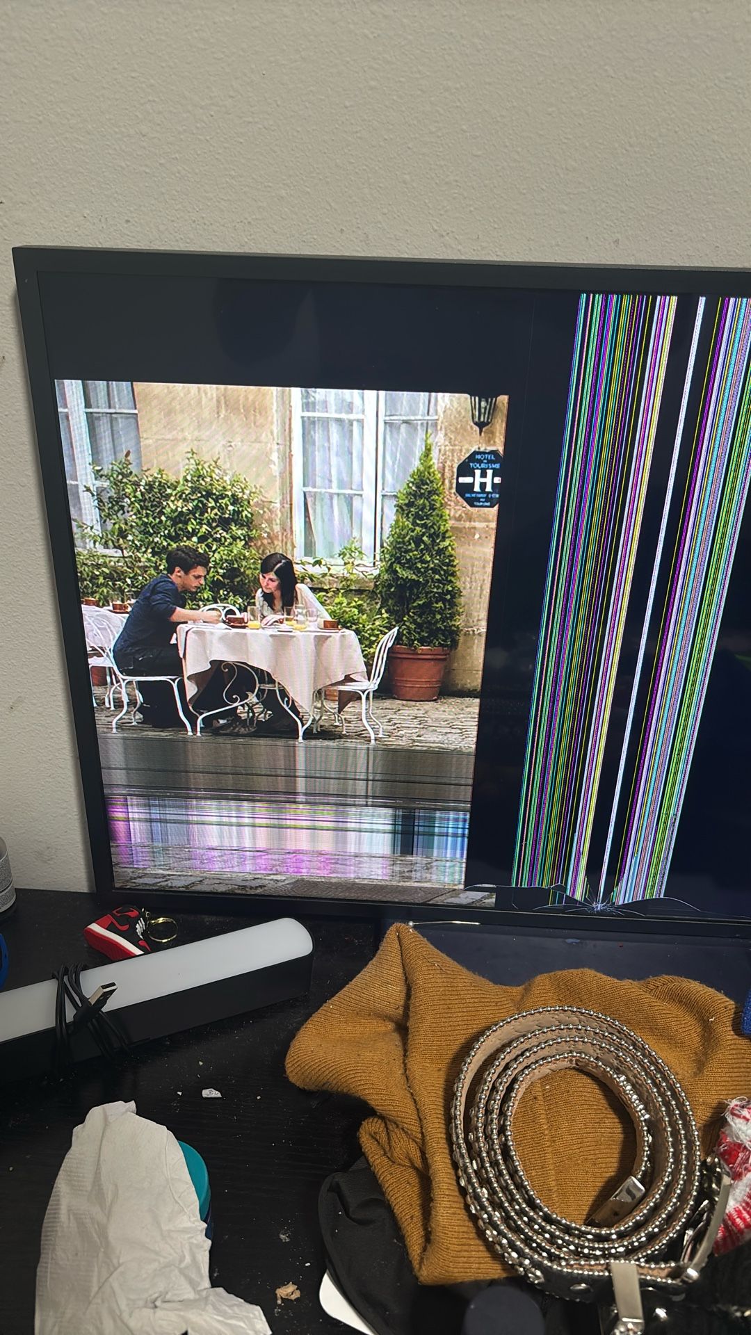 32 inch broken tv