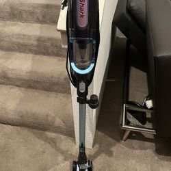 Shark Vacuum Cleaner 