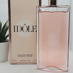 Lancôme

Idôle Le Parfum

3.4 fl  (2 Available)