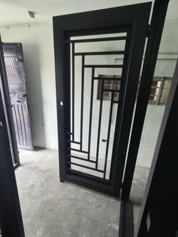 Puerta de Metal