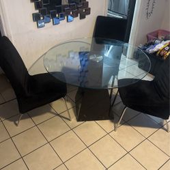 Clear Glass Table Including 4 Chairs