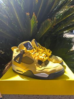 Jordan 4 lightning size 12