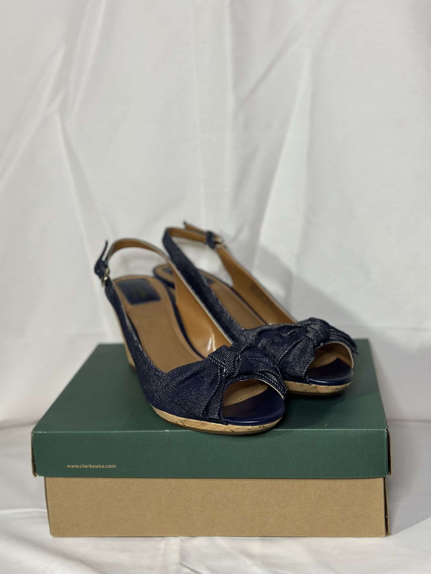 Clarks Bendables Denim Fiddle Bow Flats — Women’s 7.5