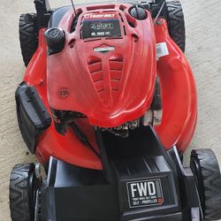 Troy-bilt Self Propell Lawnmower With Bag 