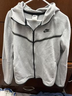 Nike Tech M
