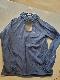Arc'teryk Windbreaker