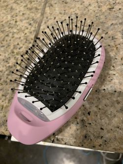Magic Ionic hairbrush