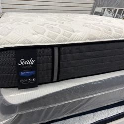 SEALY POSTURPEDIC PLUSH ON SALE $399