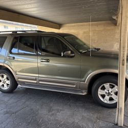 2003 Ford Explorer