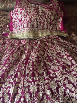 Elegant Indian Outfit ( Blouse, Long skirt And Scarf) XL Size