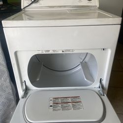 Ckadora (también Se Hacen Reparaciones)