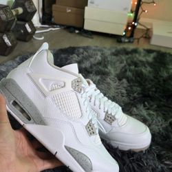 Air Jordan 4 Retro White Oreos