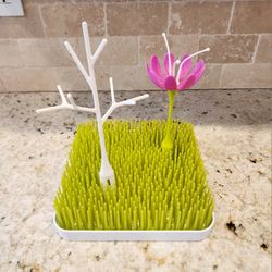 Boon Lawn Bottle Rack
