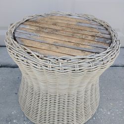 Wicker Side Table Or Plant Stand 