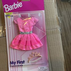 Barbie (Easy To Dress) Collectible