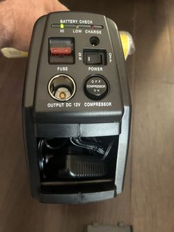 Campbell Hausfeld 12 Volt Inflator Rechargeable Compressor for