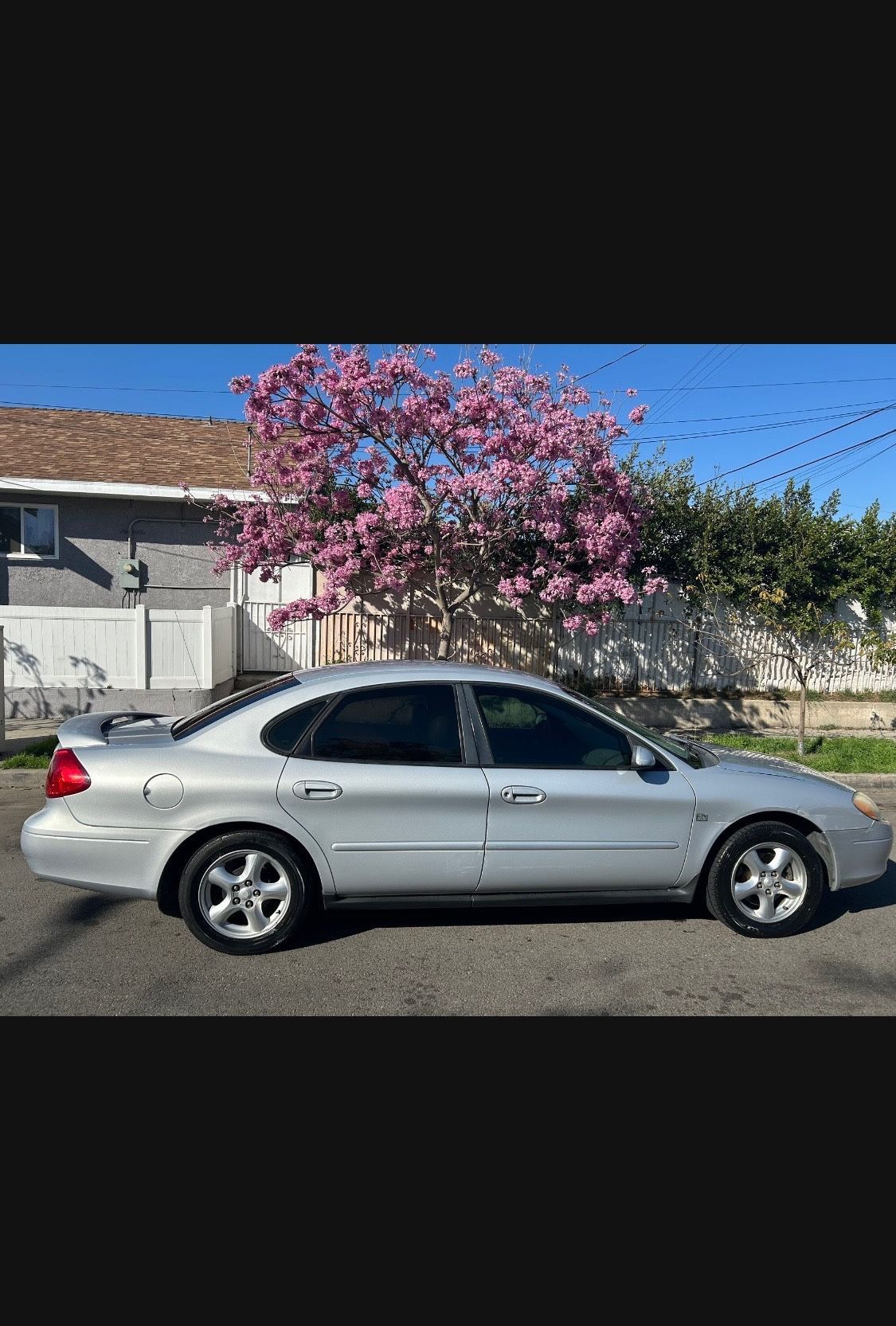 2002 Ford Taurus