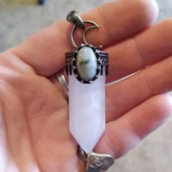 Quartz Pendant 