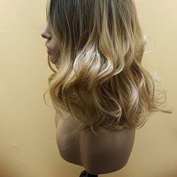 Short Gold Brown Wavy Wig