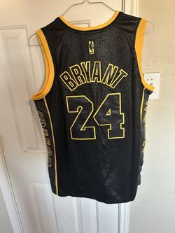 Adidas Kobe Bryant Lakers jersey in black size m