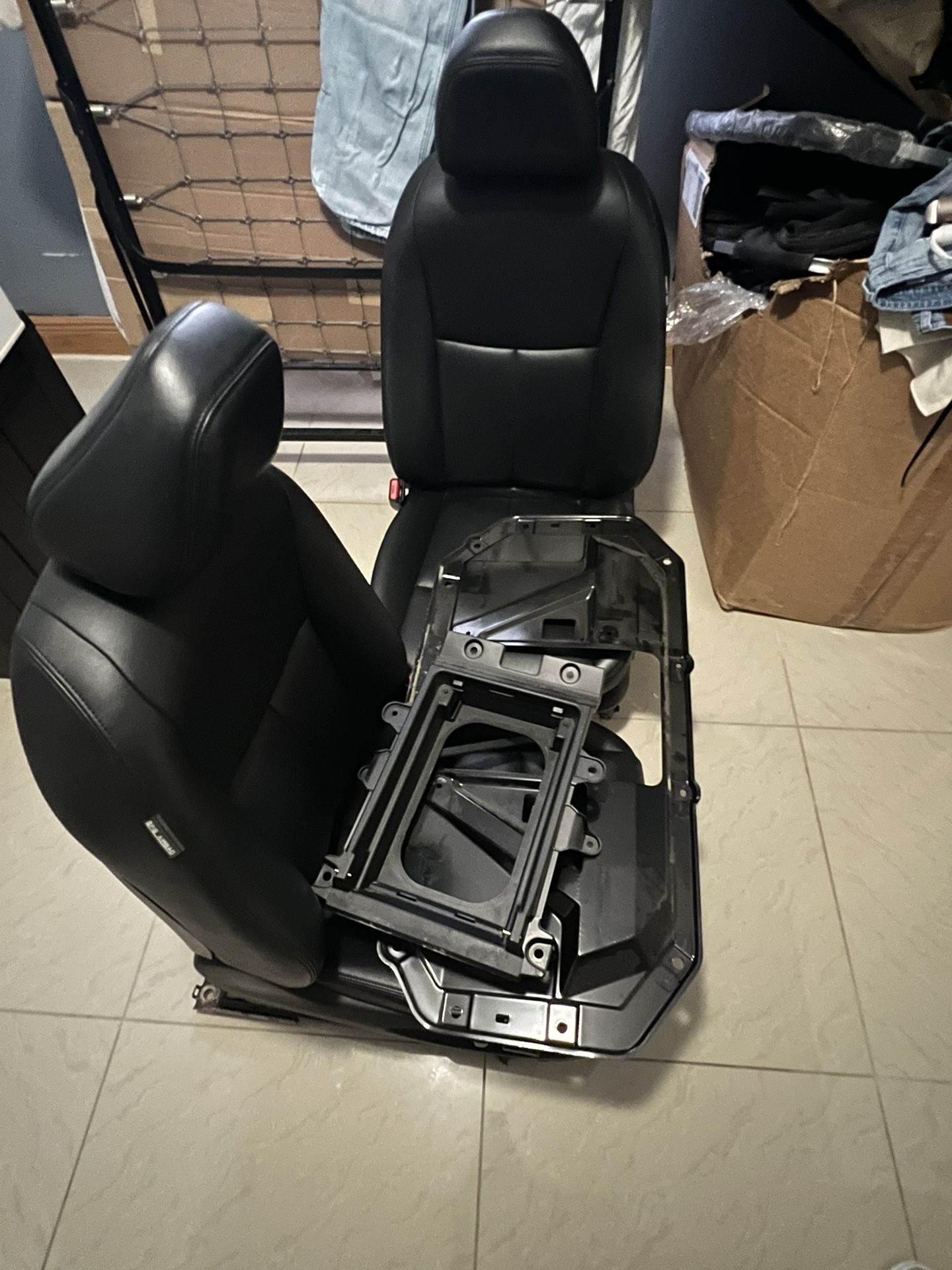 Infiniti Car seats
