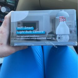 Wi-Fi Smart Light Bulb Camera 