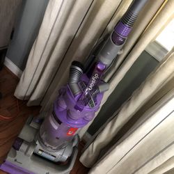 Dyson Vacuum 