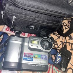 1999 Sony digital mavica Mvc fd83 camera.